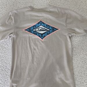 Quiksilver Beige and Blue Graphic Tee
